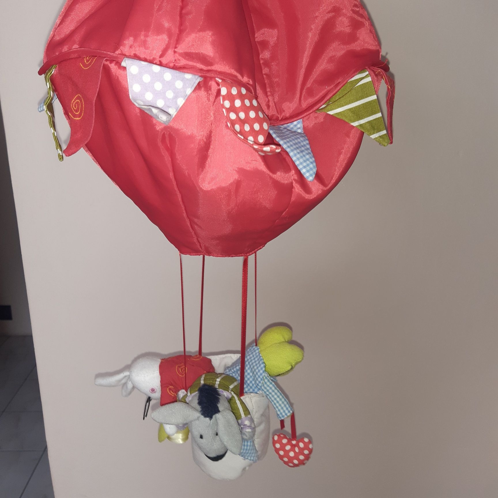 Karuzela nad łóżeczko balon Ikea ozdoba do pokoju dziecięcego