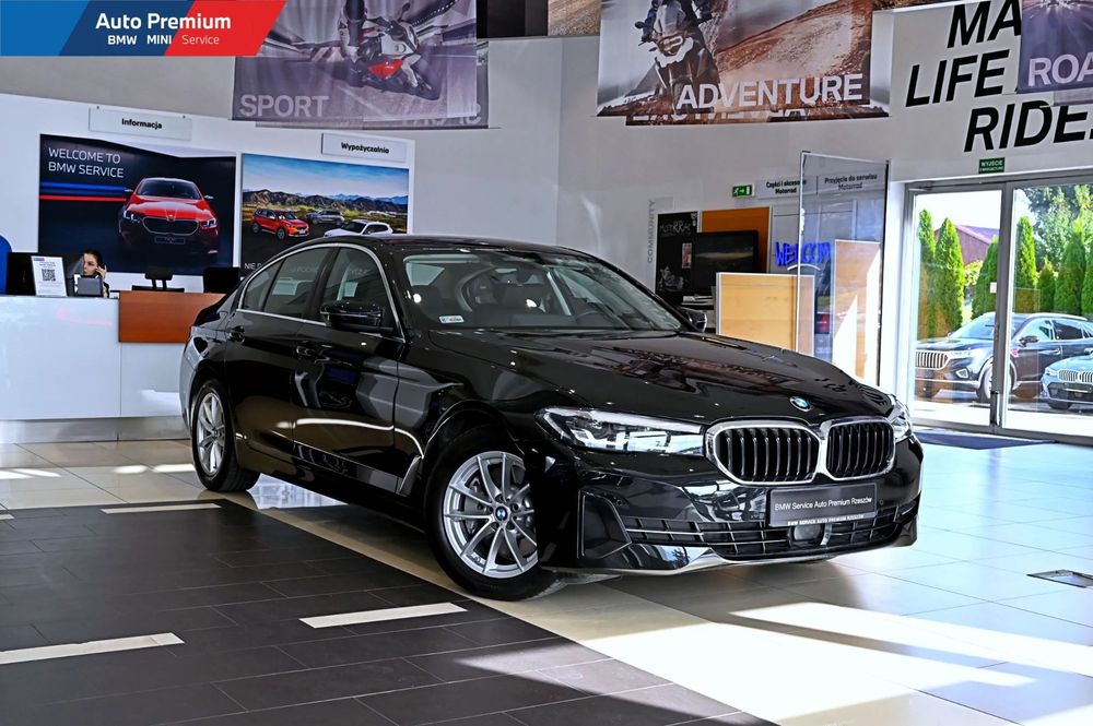 BMW Seria 5 530i Sedan~FV23%~Kamera Jazdy Wstecz~Park Distance Control~Tuner DAB