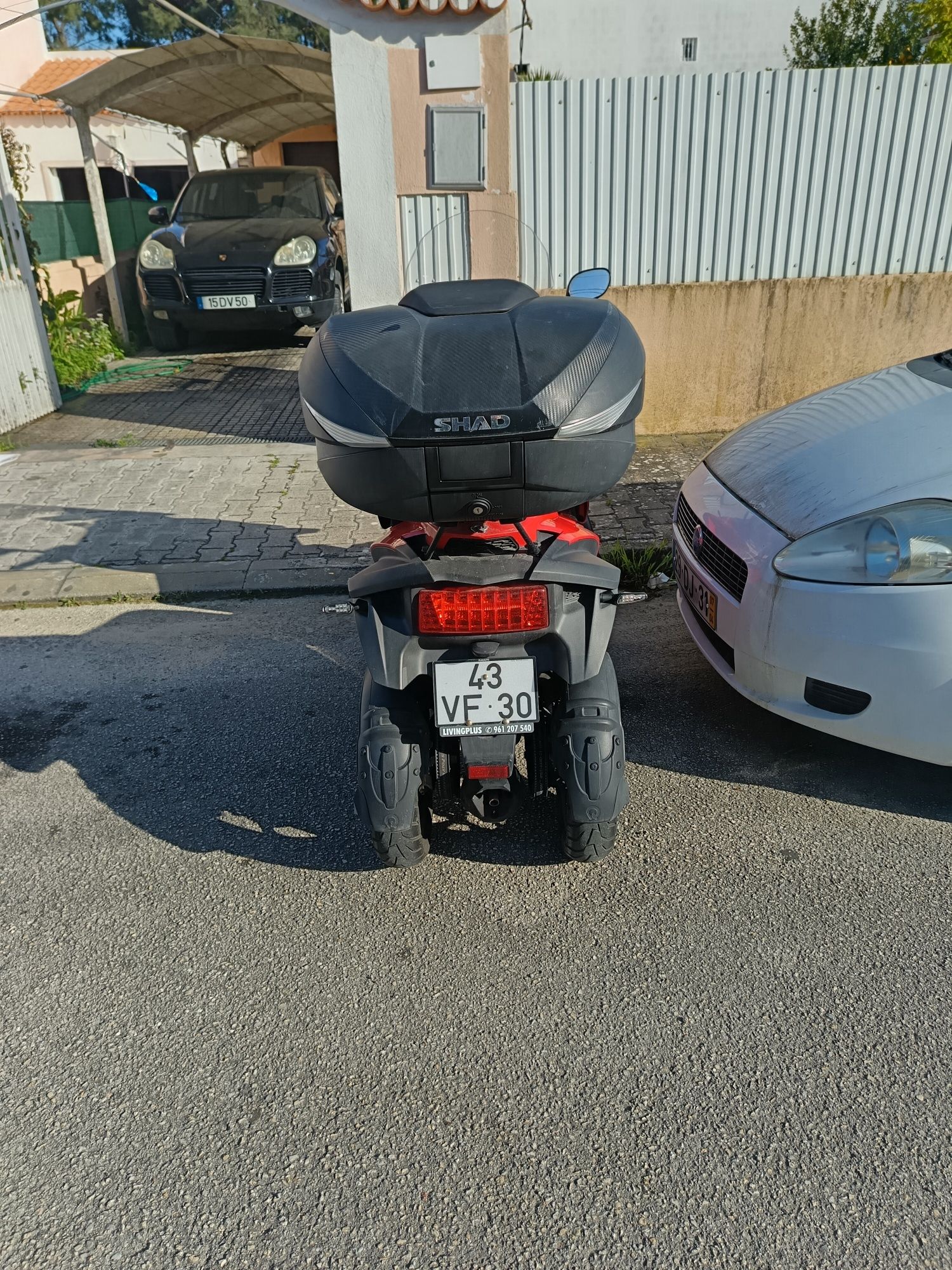 Qooder 350cc carta de carro