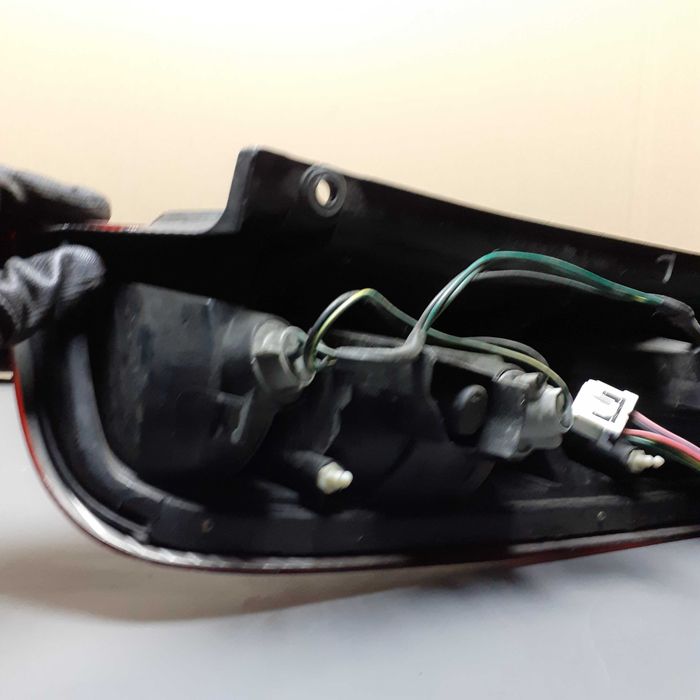 Lampa tylna Nissan X-Trail lewa