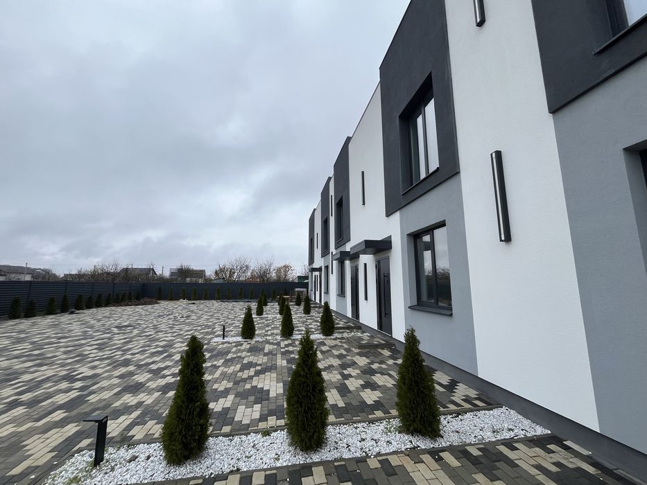 Продаж таунхауса 92м2,Євроремонт, Зарванці, вулиця Степова