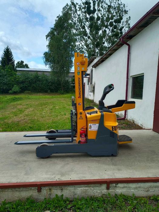 Штабелер електро навантажувач 1251 JUNGHEINRICH ERV308 800 kg 2.5m
