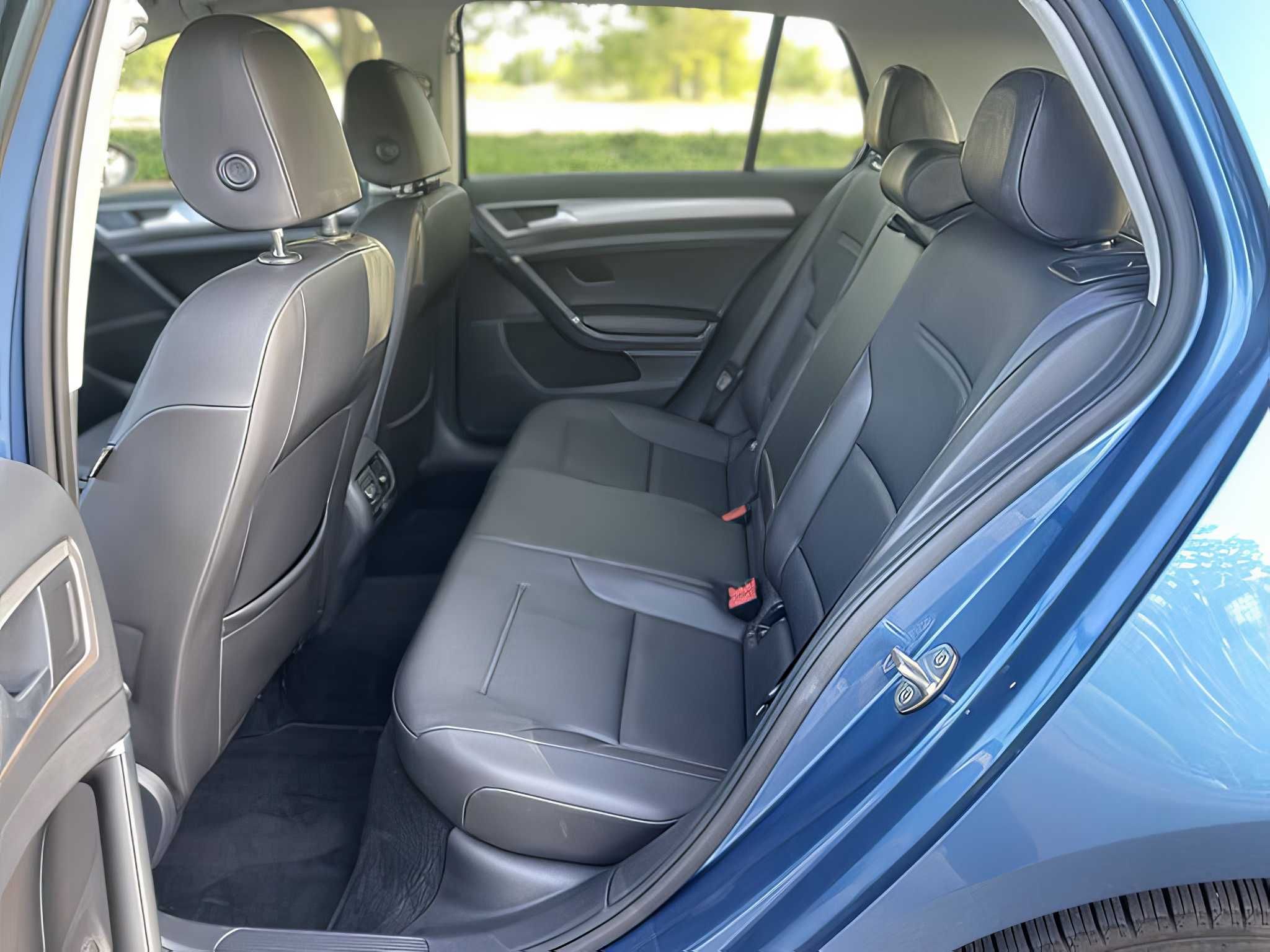 2015 Volkswagen e-Golf