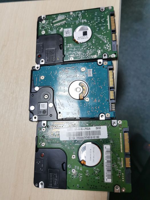 Жорсткий диск HDD 2.5 Sata, SSD m2 64gb та оперативна пам'ять