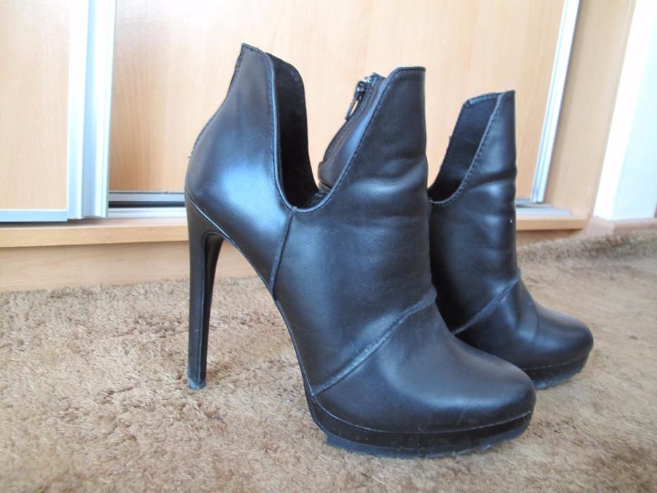 Botins pretos Zara 38