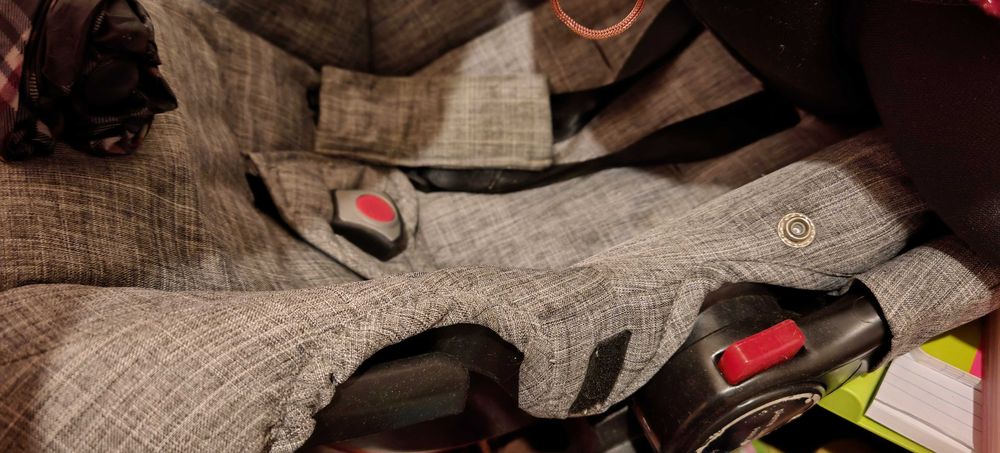 Carro+ovo Pierre cardin