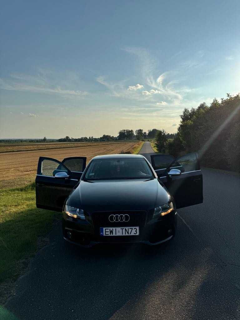 Audi A4 B8 2.0 TFSI - czarny połysk