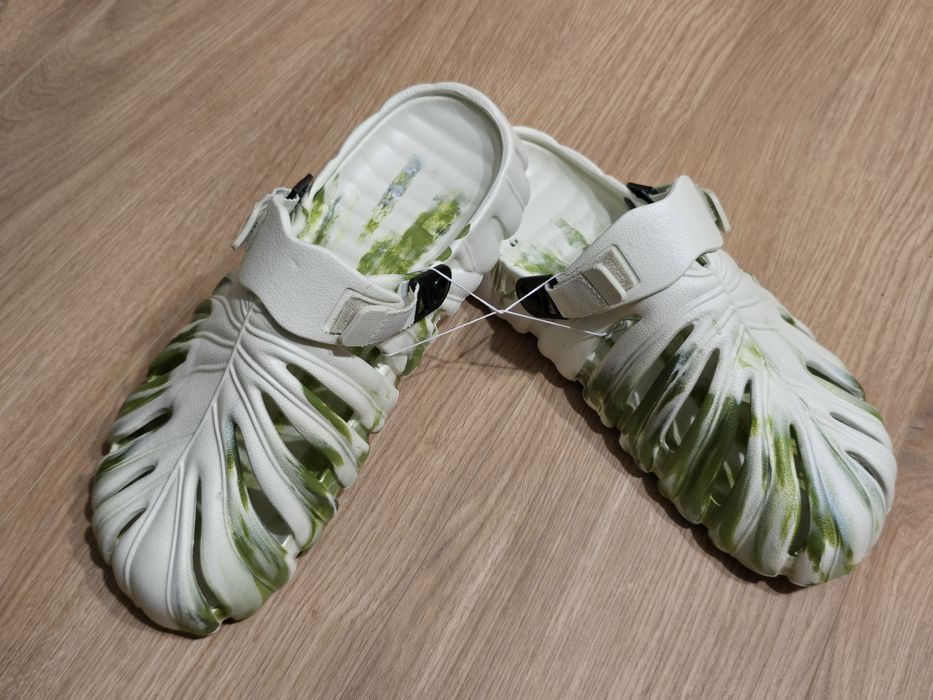 Buty Klapki Crocsy Monstera Deliciosa Variegata r. 43/44 Nowe