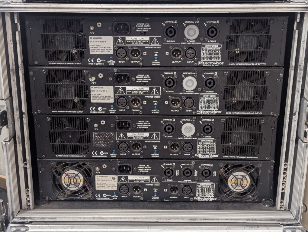 EV CP3000S, CP400S Markowe wzmacniacze mocy