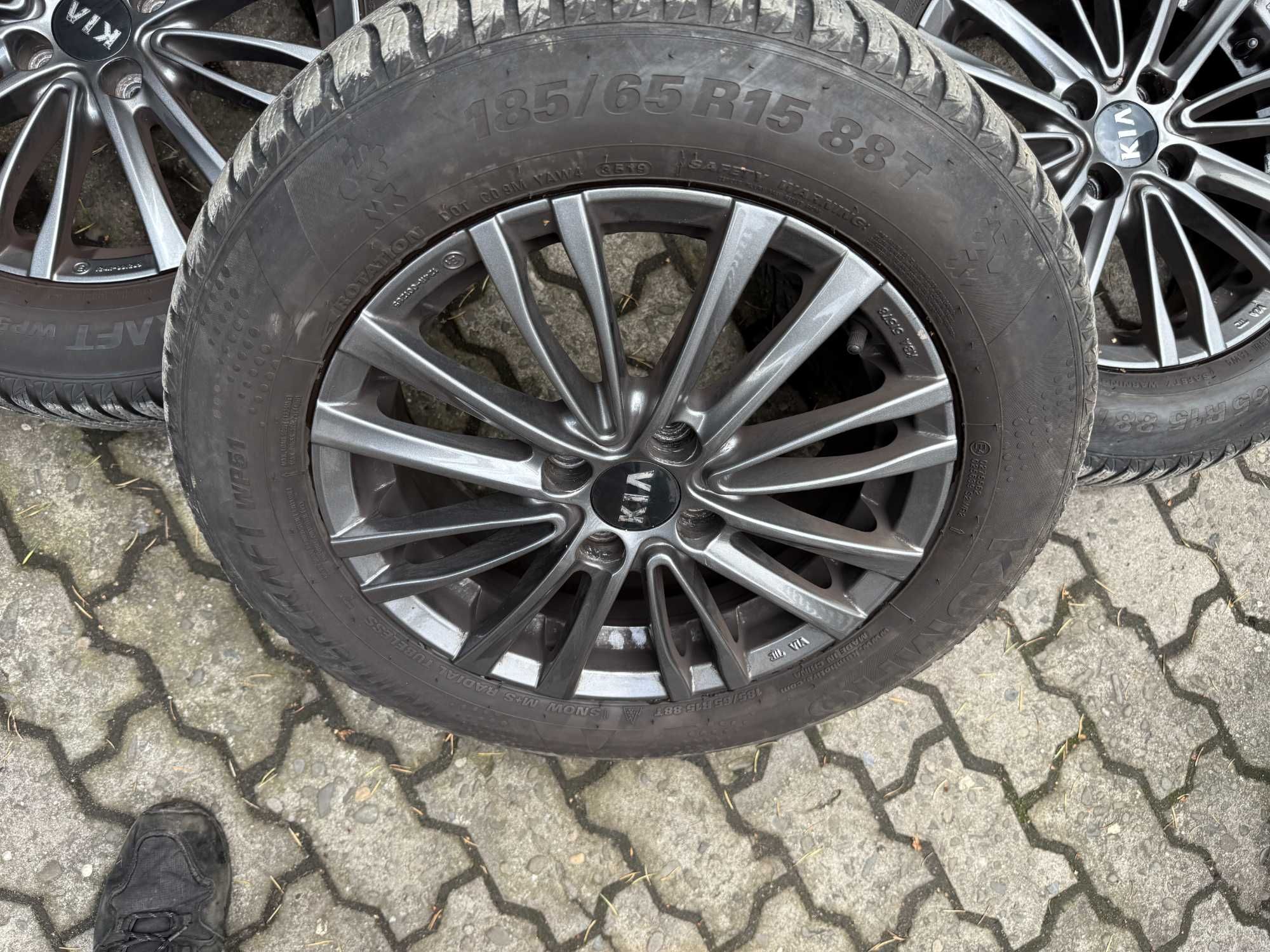 Felgi aluminiowe 15" 4x100 Kia Rio Stonic Hyundai I20 Mazda Suzuki
