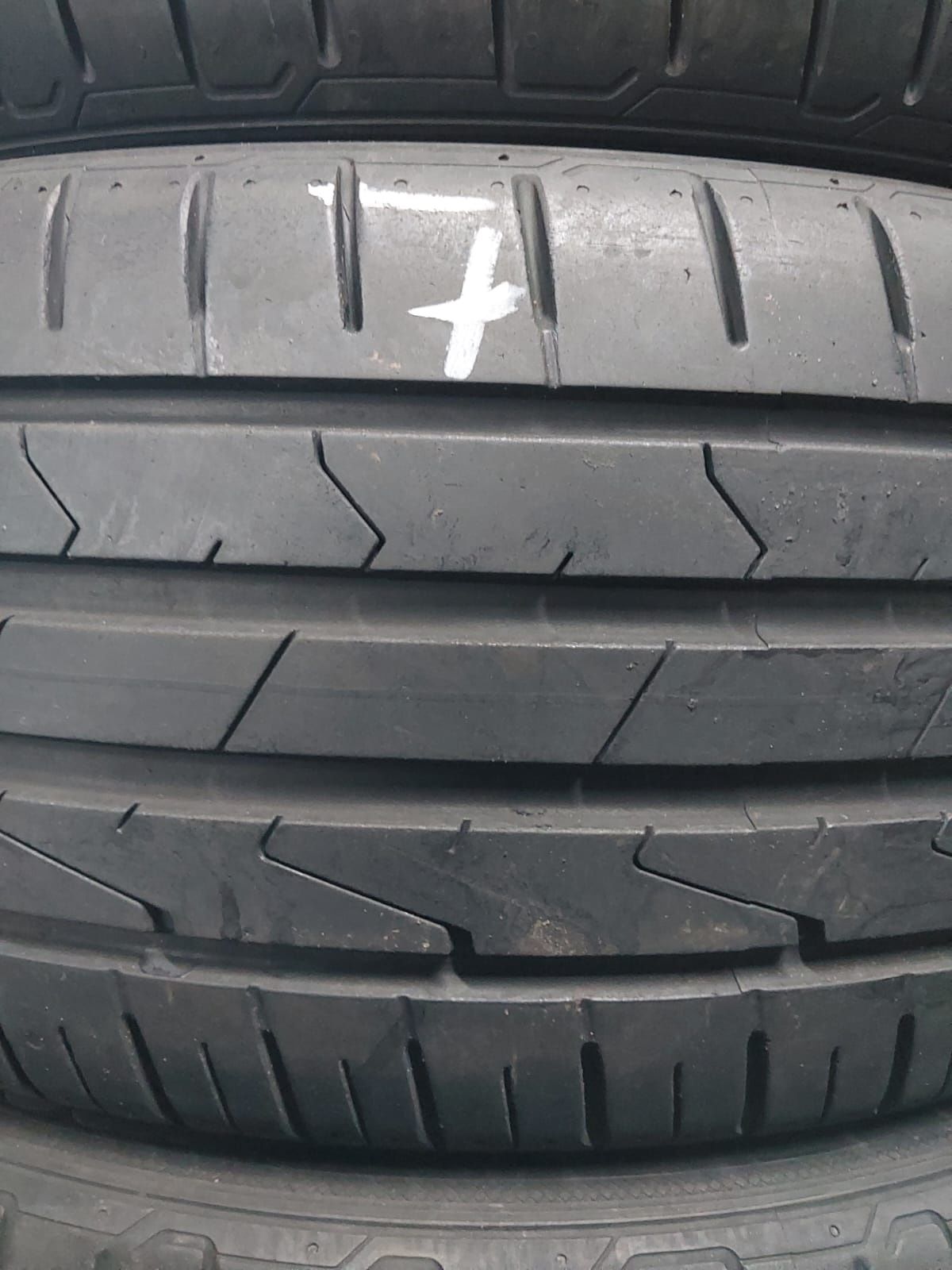 Opony używane jak nowe 215/45/18 hankook 4x7 mm 2019