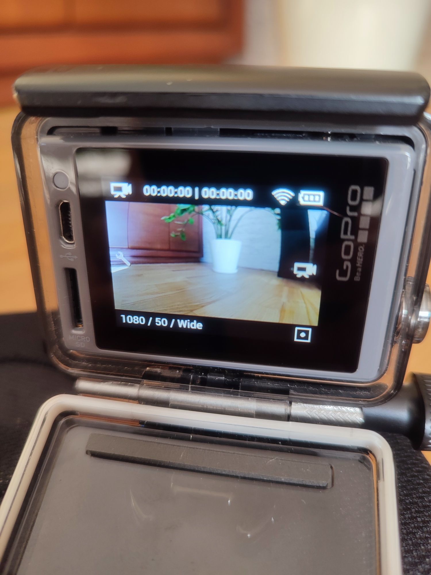 GoPro Hero+ LCD.