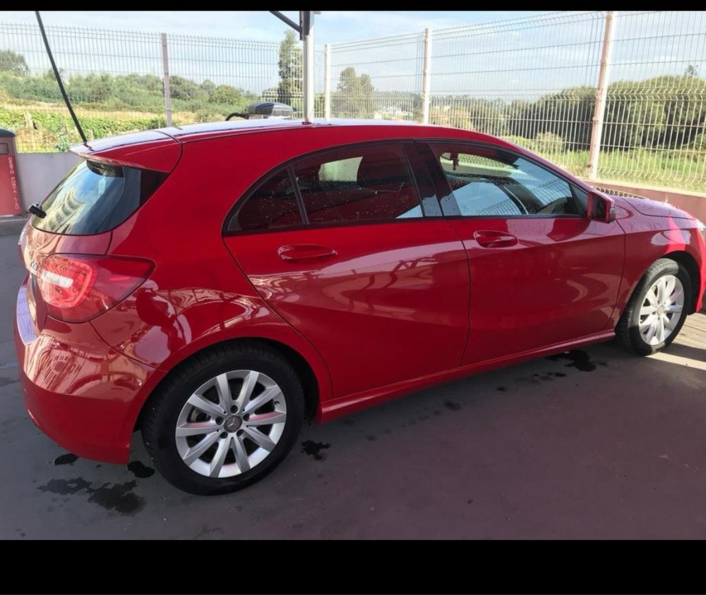 Mercedes A 160d. Muito bom conservado