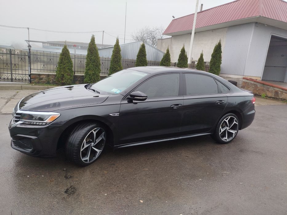 Volkswagen Passat B9 2.0 TSI