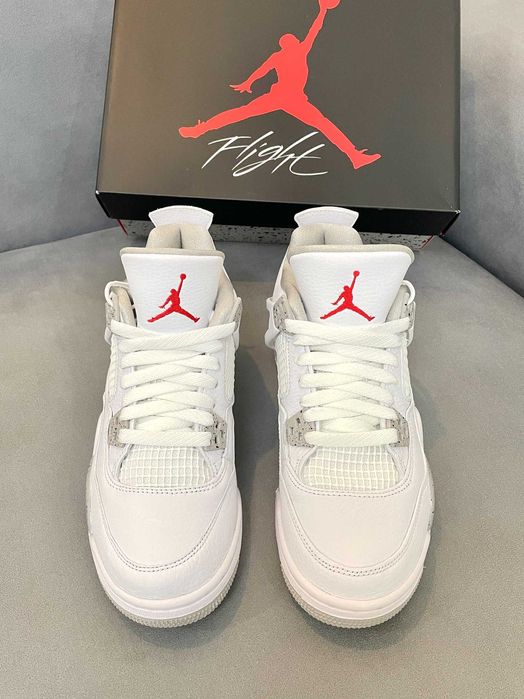 "Buty koszykówki "Jordan_4_Retro_Tech_White_Oreo_Roz.38
