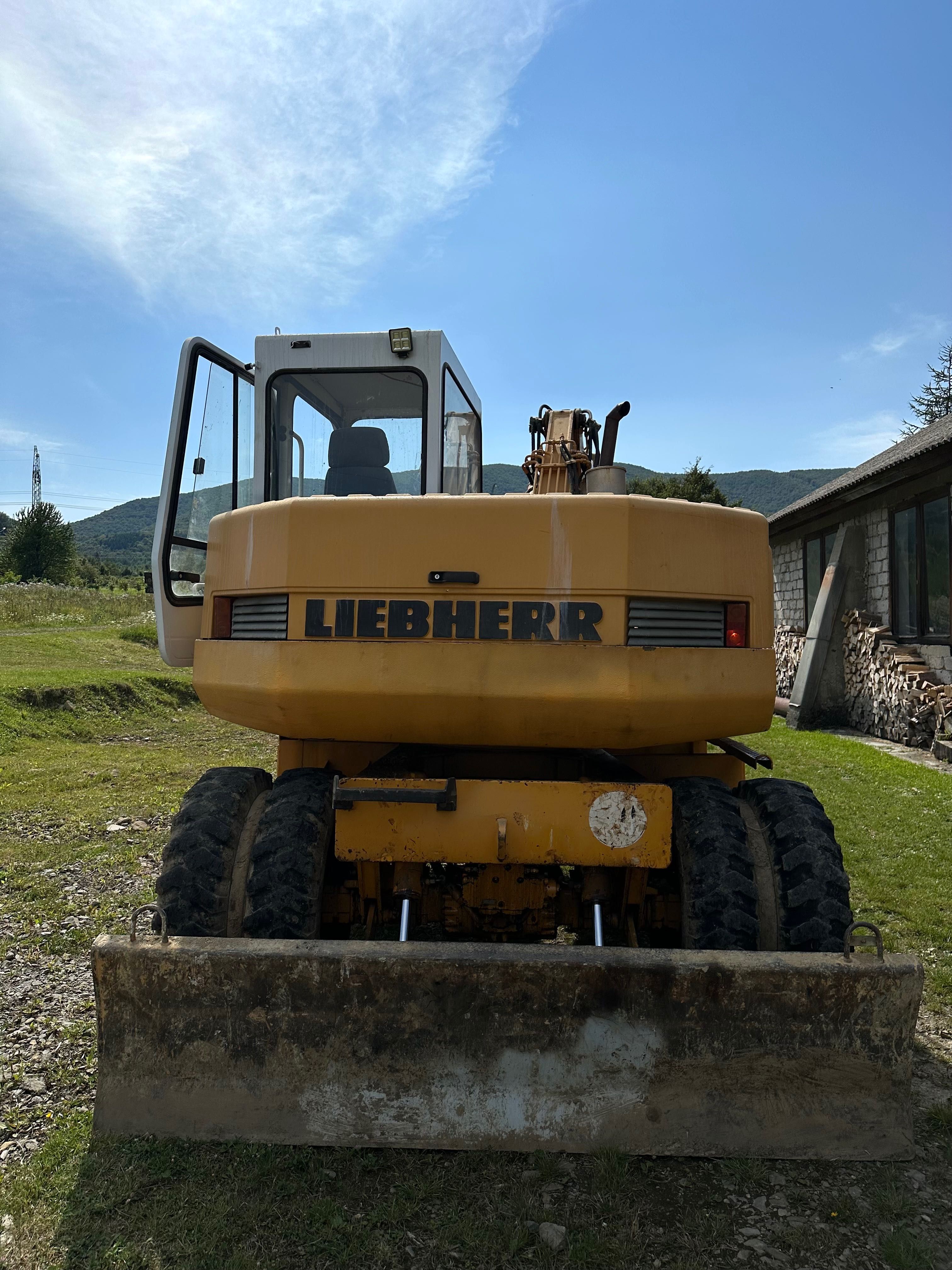 Екскаватор Liebherr A310 1993р. в супер стані