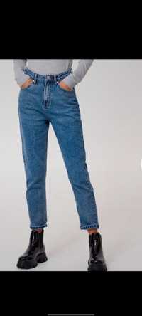 Spodnie jeansowe mom/Jeansy Mom Cropp