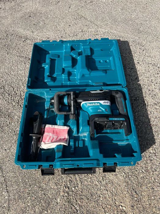 Makita młot udarowo obrotowy DHR400