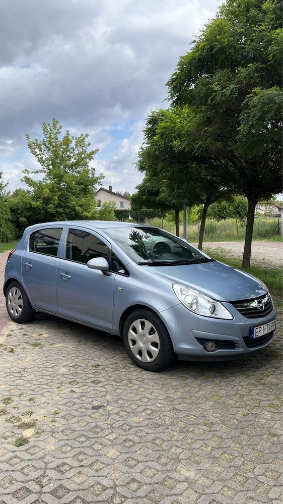 Opel Corsa D  136000tys 2009 1.2 wielofunkcyjna kierownica,