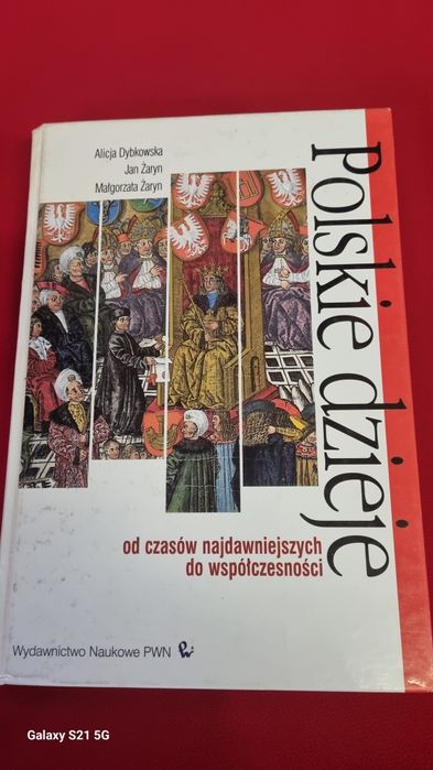 Polskie dzieje od czasów najdawniejszych do współczesności.