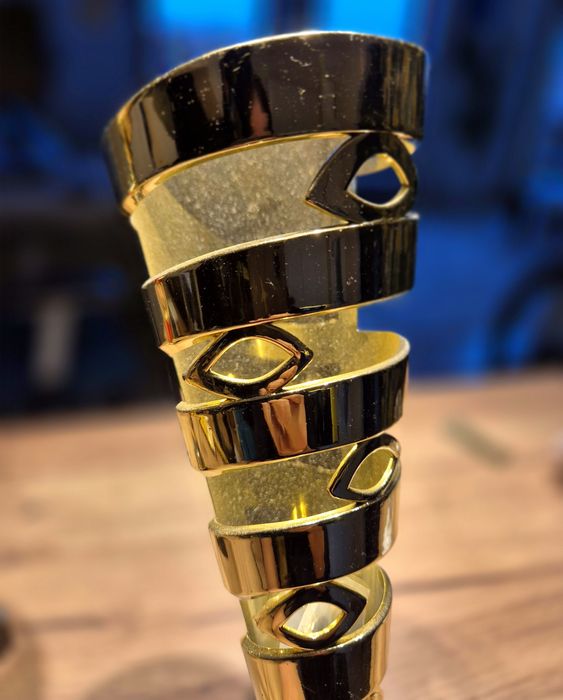 Piekny złoty puchar, statuetka 33cm