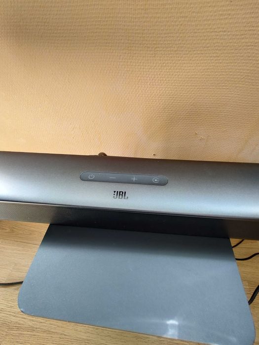 Саундбар с беспроводным сабвуфером JBL
