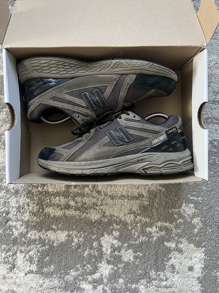 New balance 1906