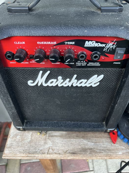 Гітарний підсилювач Marshall MG 10 KK