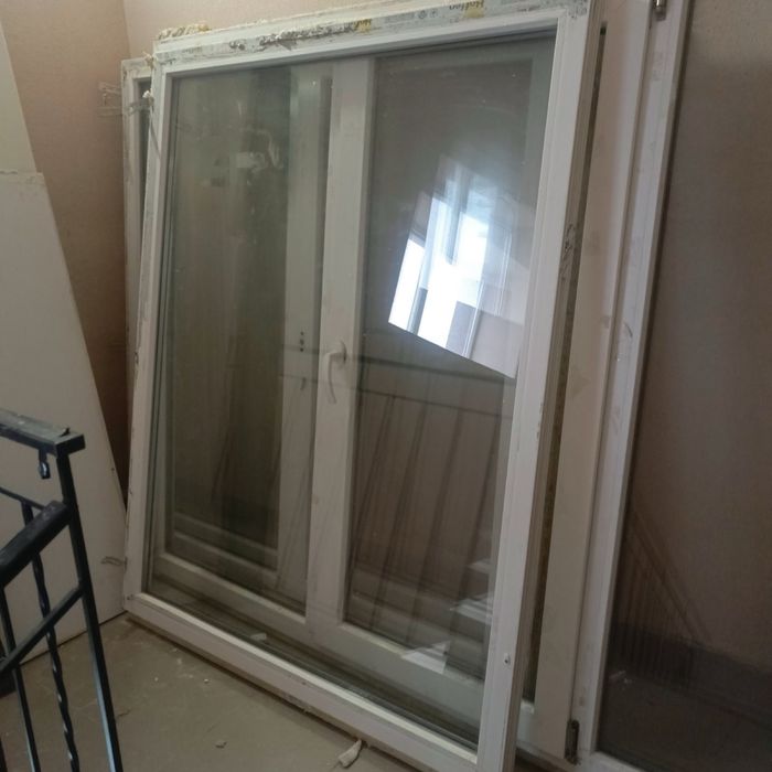 Вікна та балконний блок б/у