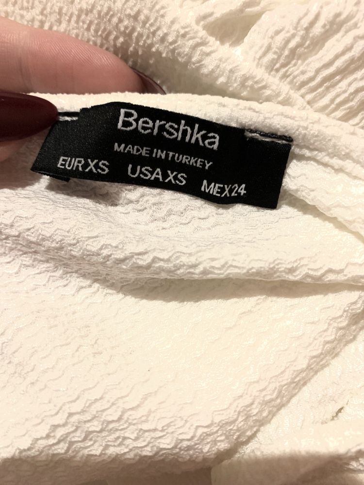 Сукня від Bershka