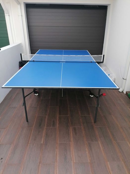 Mesa para jogar  ténis de mesa (ping-pong)