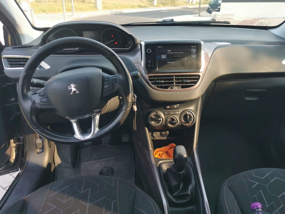 Peugeot 2008 1.4 HDI — foto 6