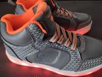 Skechers luminosas