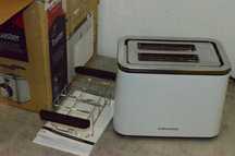 Toster Grundig TA 5860 biały 800 W z podgrzewaczem bułek biały