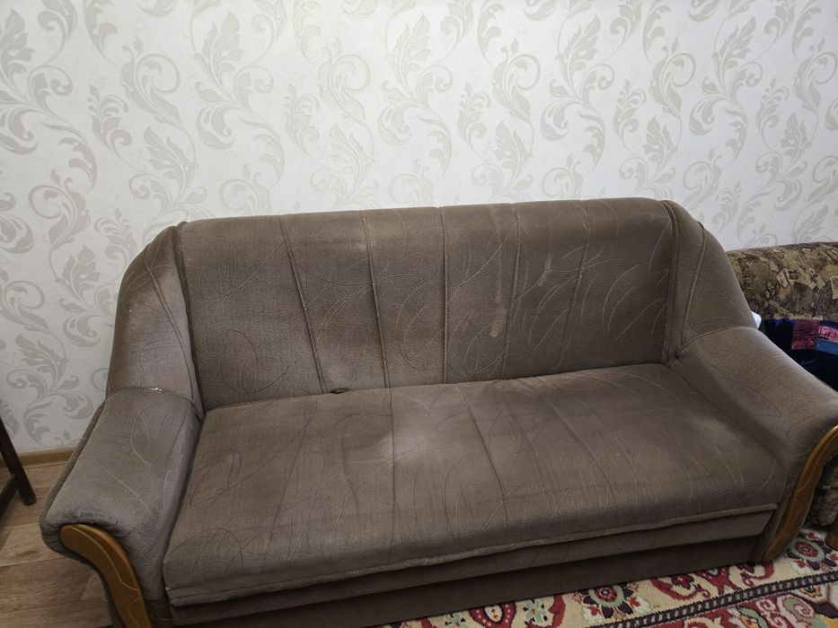 Продам раскладной диван Б/У