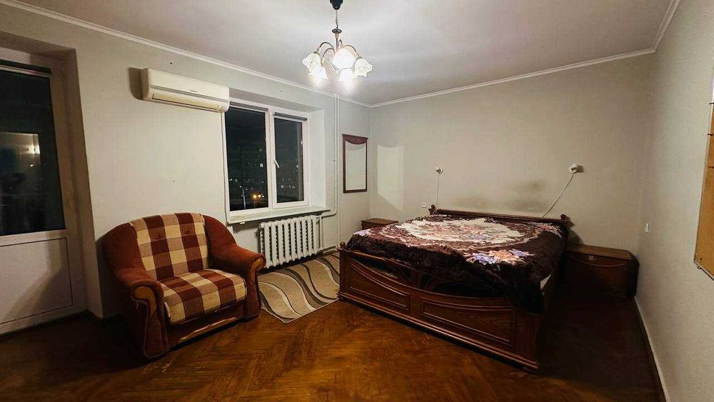 Оренда трикімнатної на Оболоні, Г. Дніпра 20б, Київ