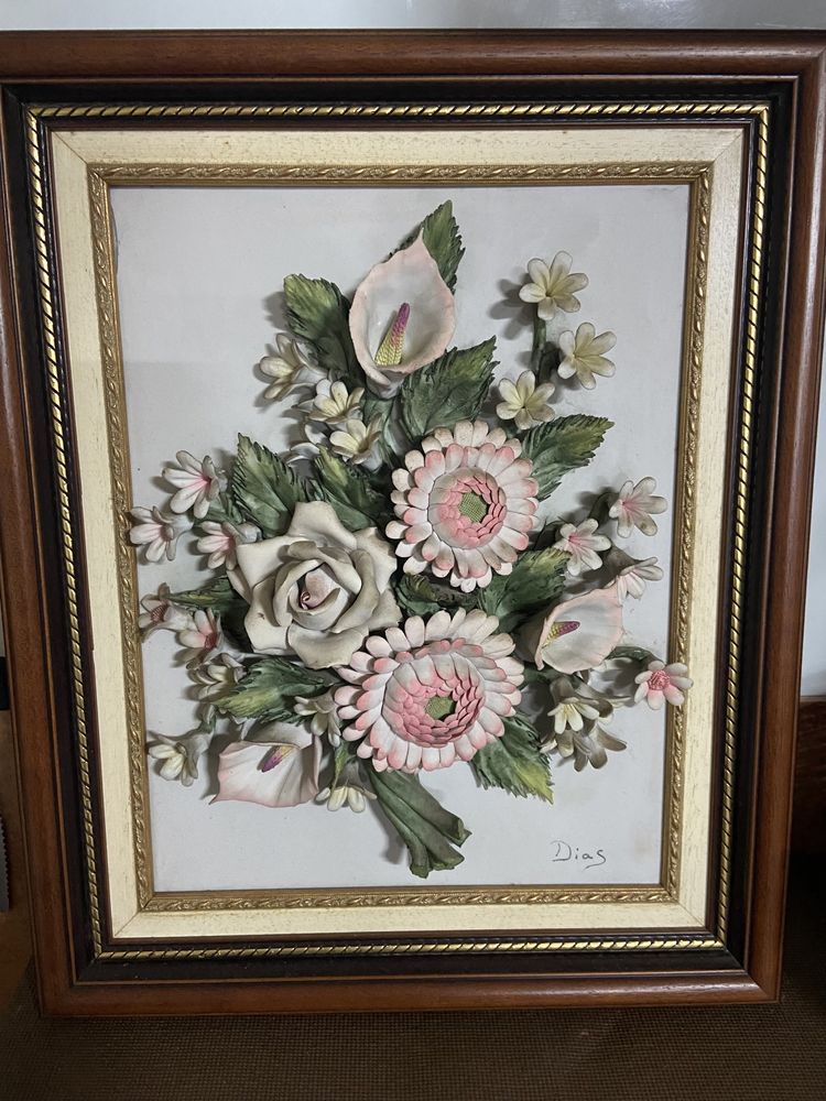 Decoração - Quadro de flores com relevo