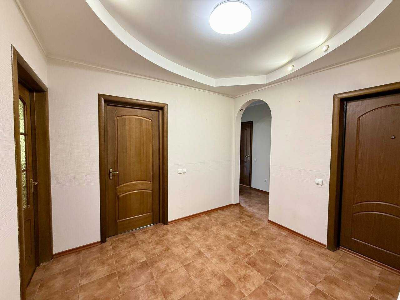 Продам 3 кімн кв Урлівська 5а Ахматової Княжий Затон Осокорки Позняки
