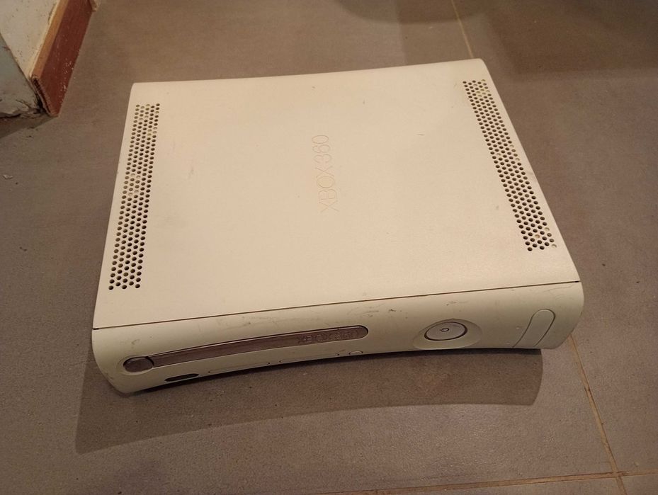 Konsola Xbox 360 FAT (27)