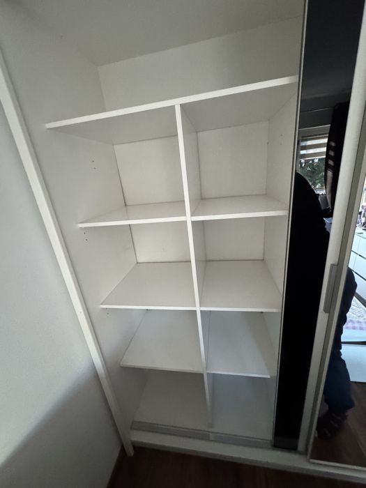 Szafa dwudrzwiowa przesówna dwa lustra