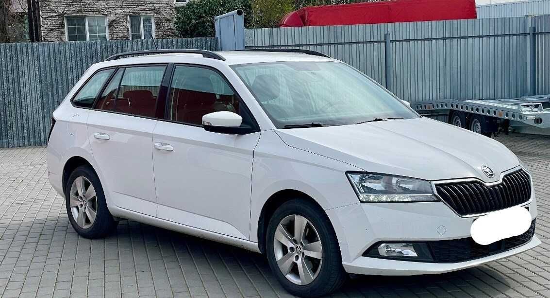 Wynajem bez bik, wynajem bez krd - Škoda Fabia Kombi 2021R, 1.0 TFSI