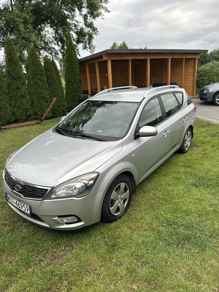 Kia Ceed 1.6 crdi. 92 km