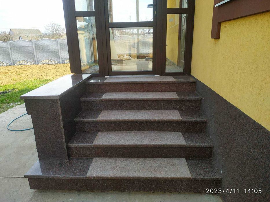 Вироби з граніту, сходи, підвіконня, стільниці, кришки, дашки, ступень