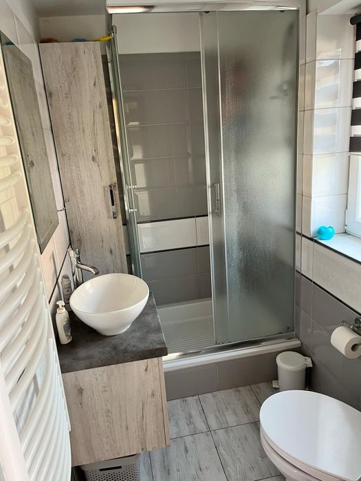 Dom z budynkami gospodarczymi i ziemią rolną