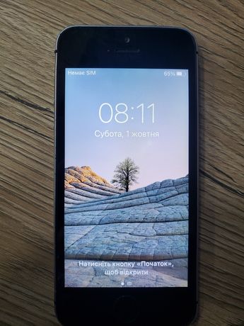 IPhone se сірий робочий айфон