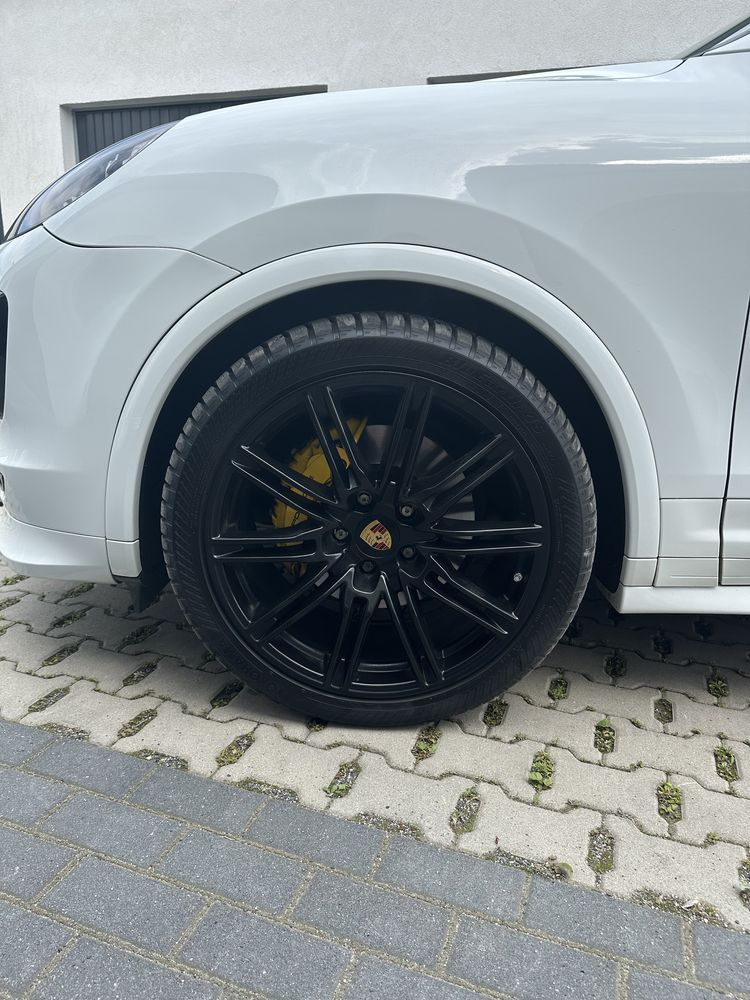 Porsche Cayenne S Tech Art