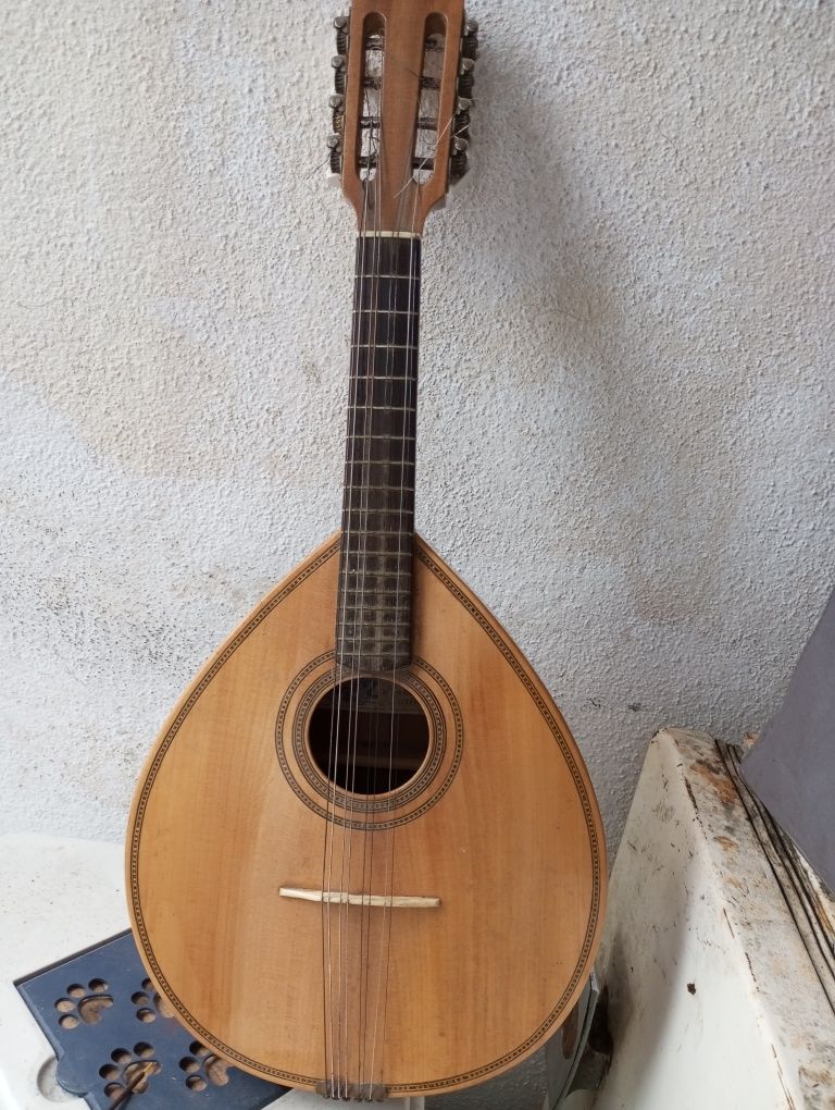 Bandolim bonito antigo
