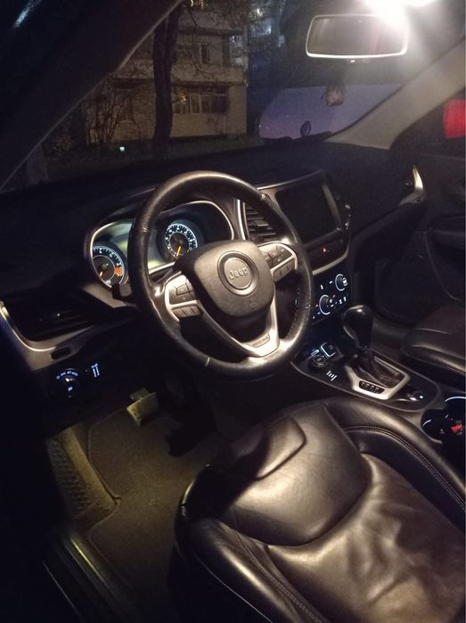 Jeep Cherokee Limited 2015 рік