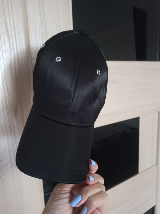 Бейсболки New era та Under Armour