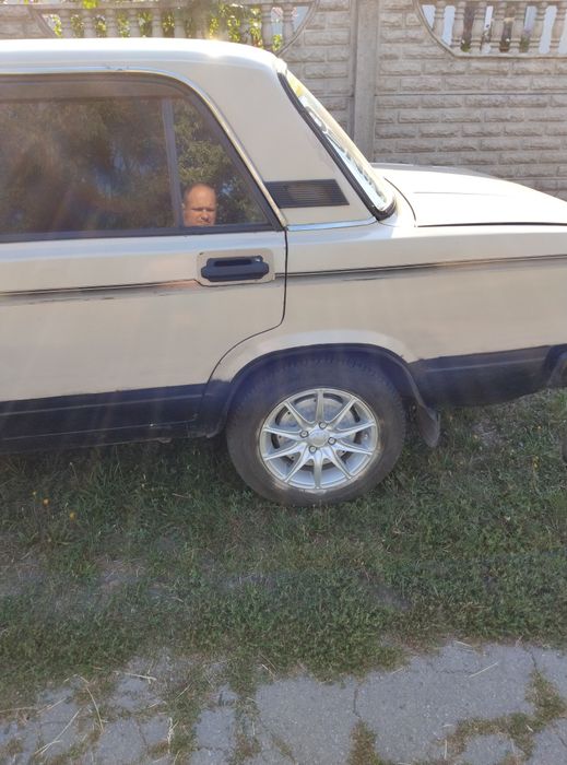 Продам машину ВАЗ